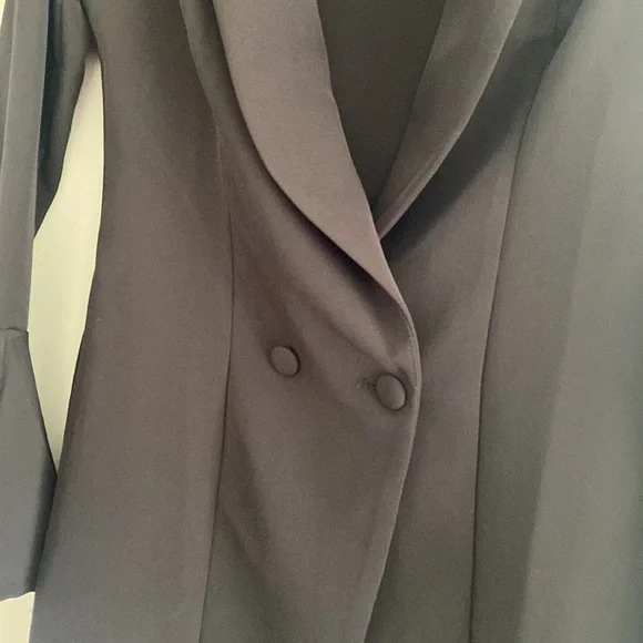 NBD blazer with flair sleeves - Picture 4 of 7